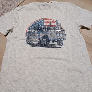 Vintage-Inspired Gray Graphic Tee